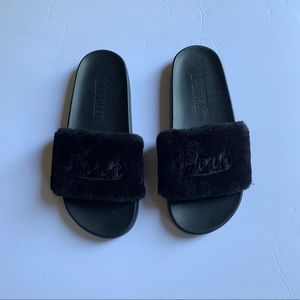 NWT Victoria’s Secret PINK Black Faux Fur Slides
